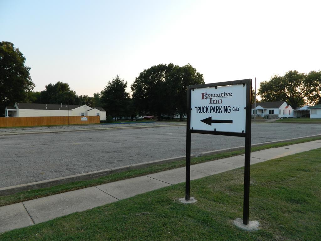 Executive Inn Ponca City Exteriér fotografie